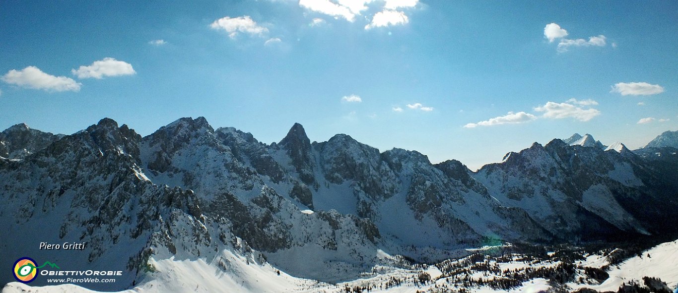 47 Panoramica dal Mengol al Pizzo Camino.jpg